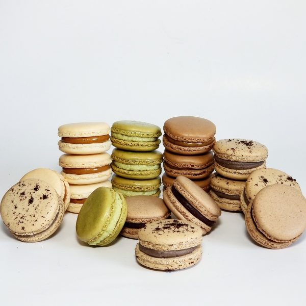 Mixed Flavors Macarons
