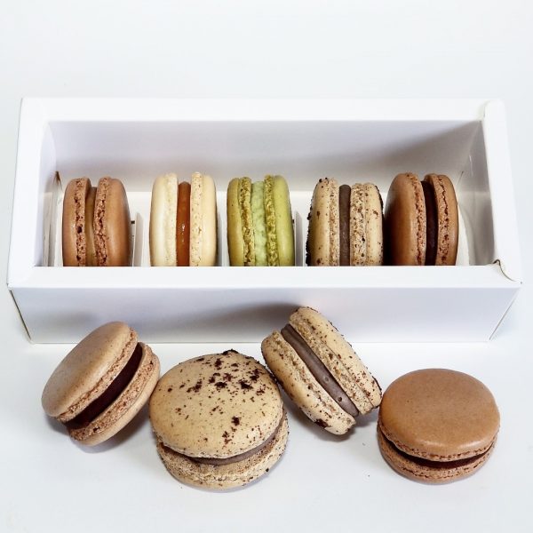 Mixed Flavors Macarons - Image 2